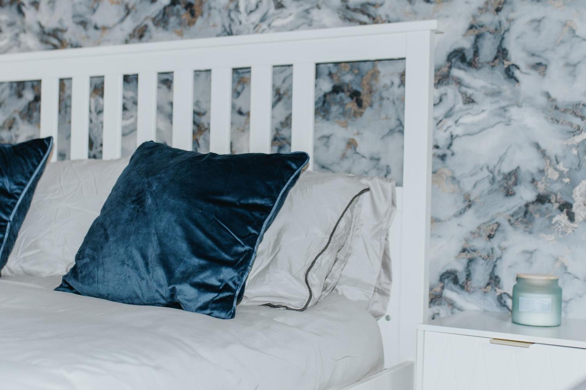 Whitehall Square Apartments- Queen's Quarters Appartement *