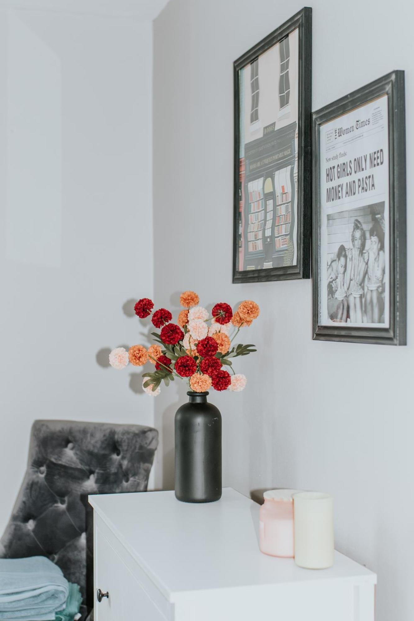 Whitehall Square Apartments- Queen's Quarters Appartement